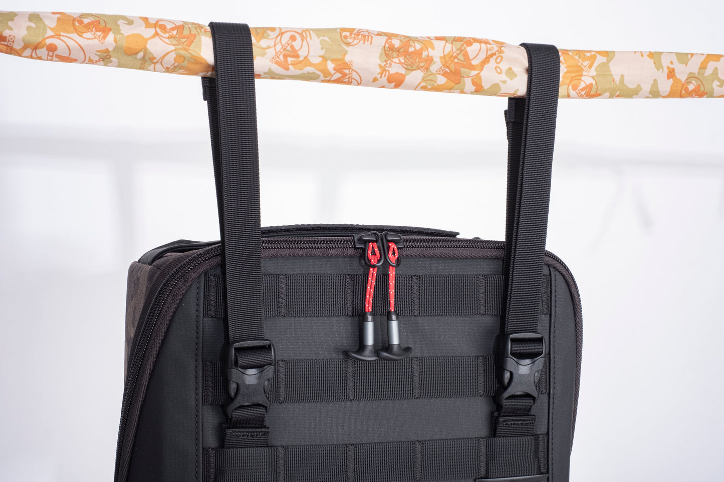 Chameleon™ Carryall