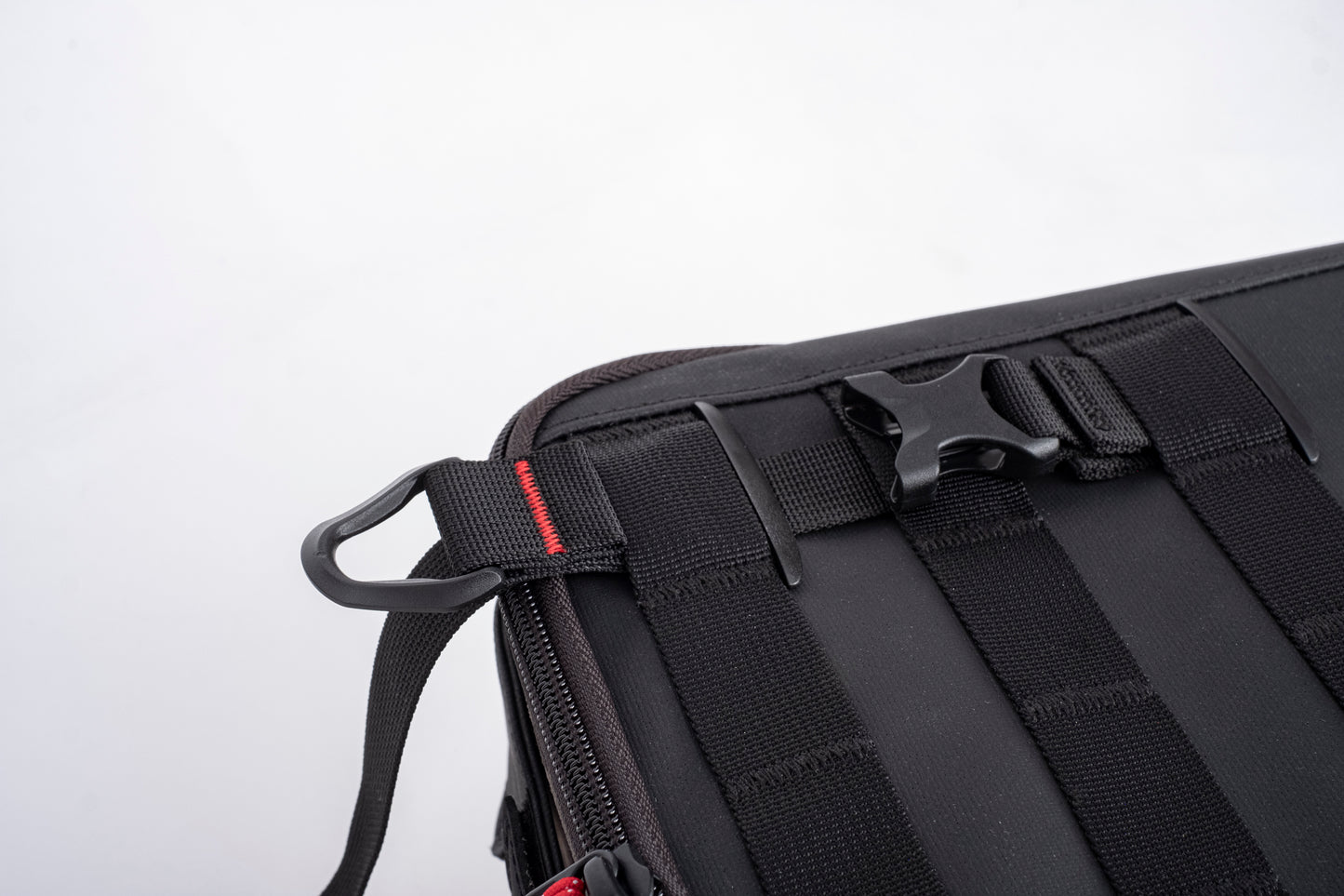 Chameleon™ Carryall