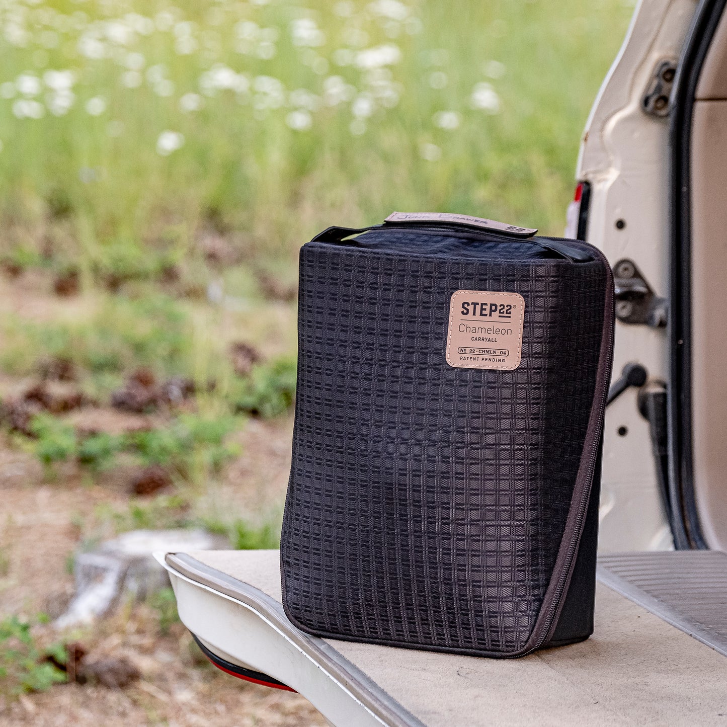 Chameleon™ Carryall